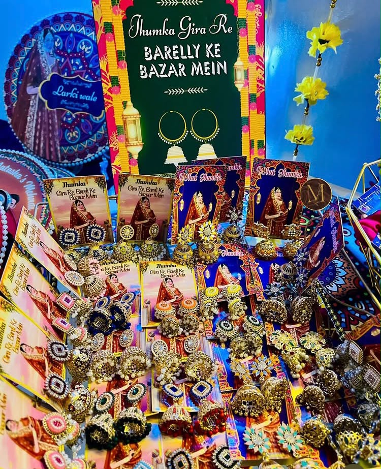 Premium Mehndi Bazaar Wedding Favor & Gift Hamper Set
